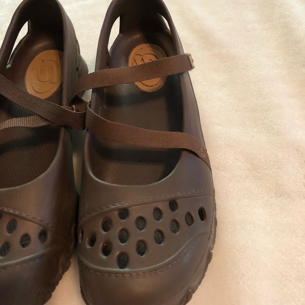 Gold/brown rubber Skechers - Picture 2 of 8